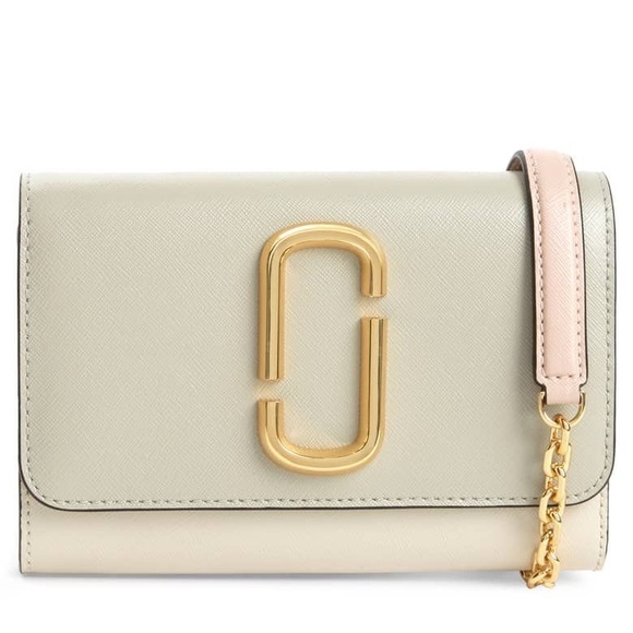 Marc Jacobs Bags Marc Jacobs Snapshot Wallet On Chain Poshmark